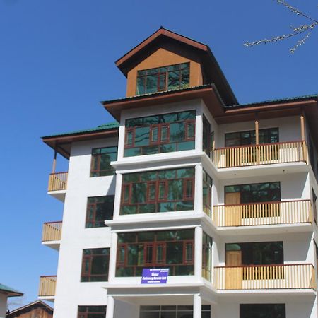 Hotel Gulmarg House Dış mekan fotoğraf