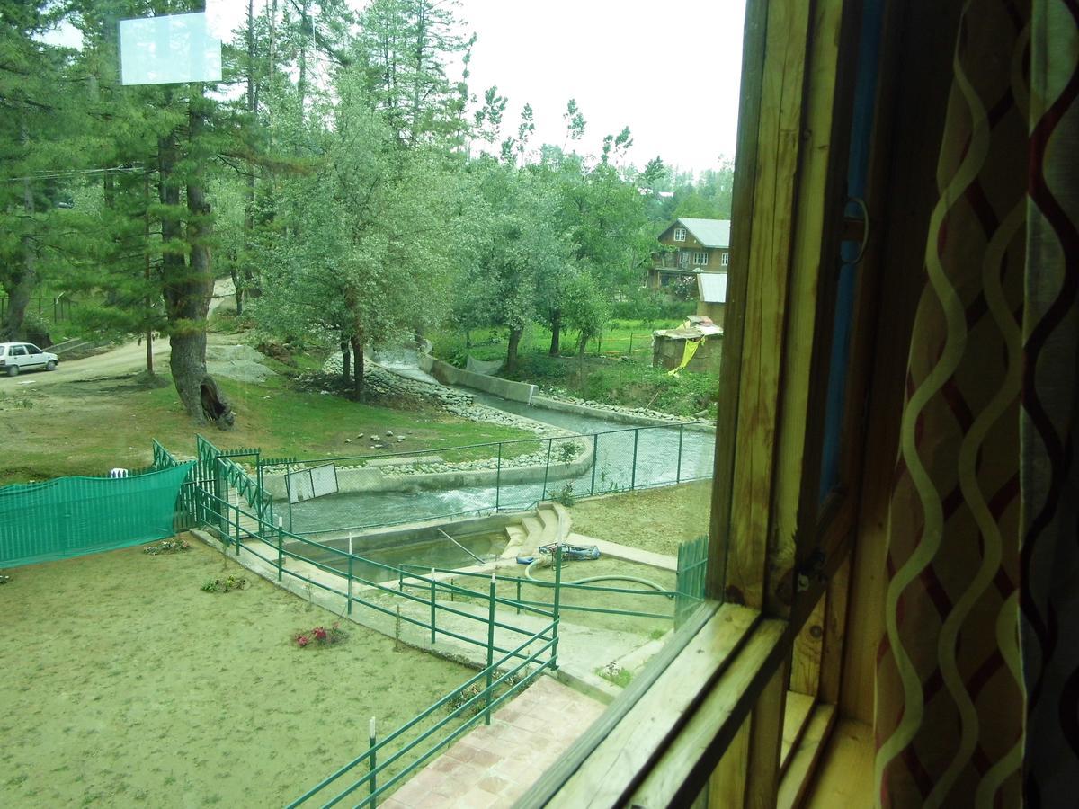 Hotel Gulmarg House Dış mekan fotoğraf